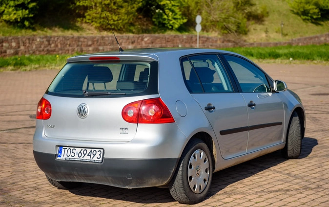 Volkswagen Golf cena 14000 przebieg: 97389, rok produkcji 2005 z Augustów małe 352